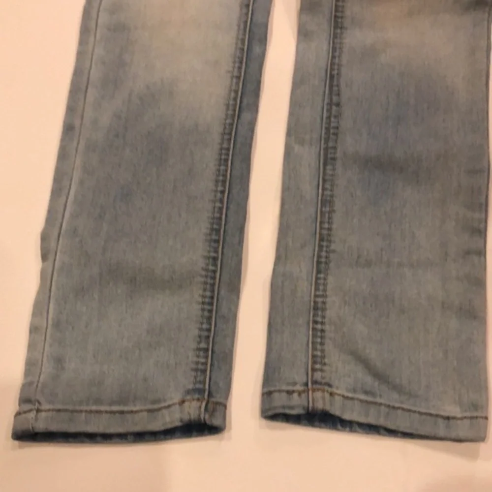 Justice simply low premium Jean jegging. Size 10S. Light‎ wash denim K#8